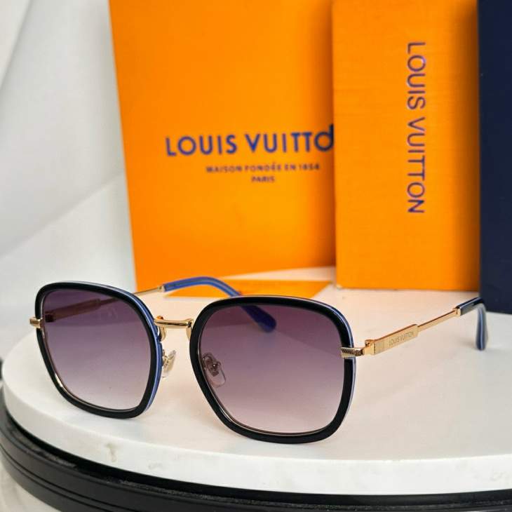 Picture of Louis Vuitton Sunglasses _SKUfw76366574fw